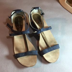 Anne Klein iflex Size 8 Jean & Gold Spring Adjoining T-Strap Lowest Price